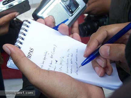 periodistas trabajando